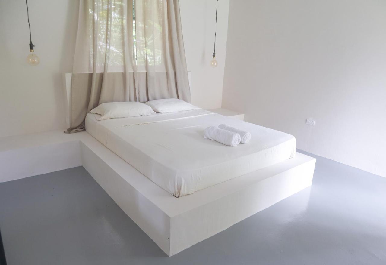 ホテルEl Ranchito Surfcamp Pedregal エクステリア 写真