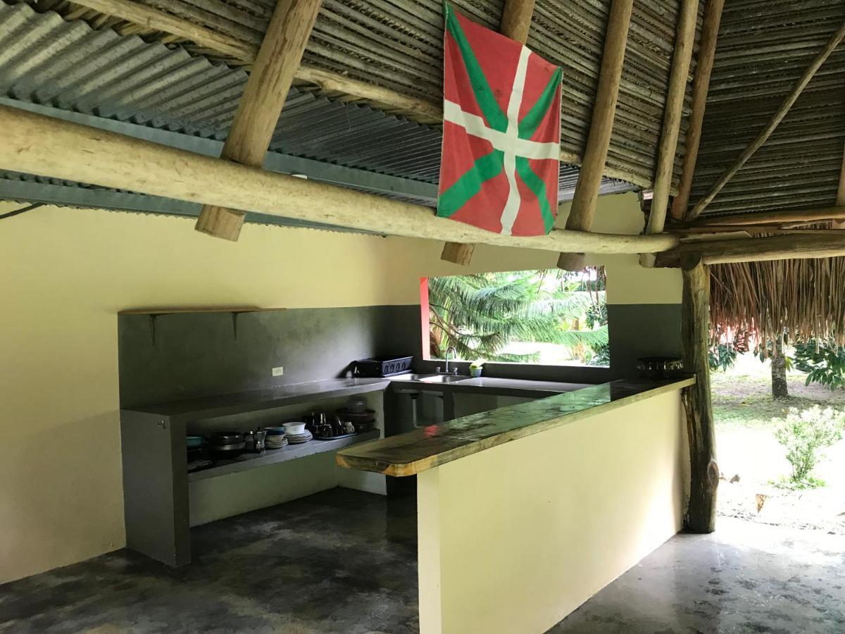 ホテルEl Ranchito Surfcamp Pedregal エクステリア 写真